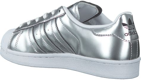 adidas superstar met zilveren strepen
